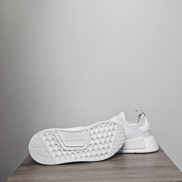 Adidas Women's NMD R1 Strap Closure Athletic Shoes Size 7 White NWT - Picture 8 of 9